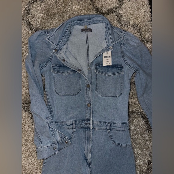 Denim Jumpsuit in Vintage Wash - Picture 4 of 9